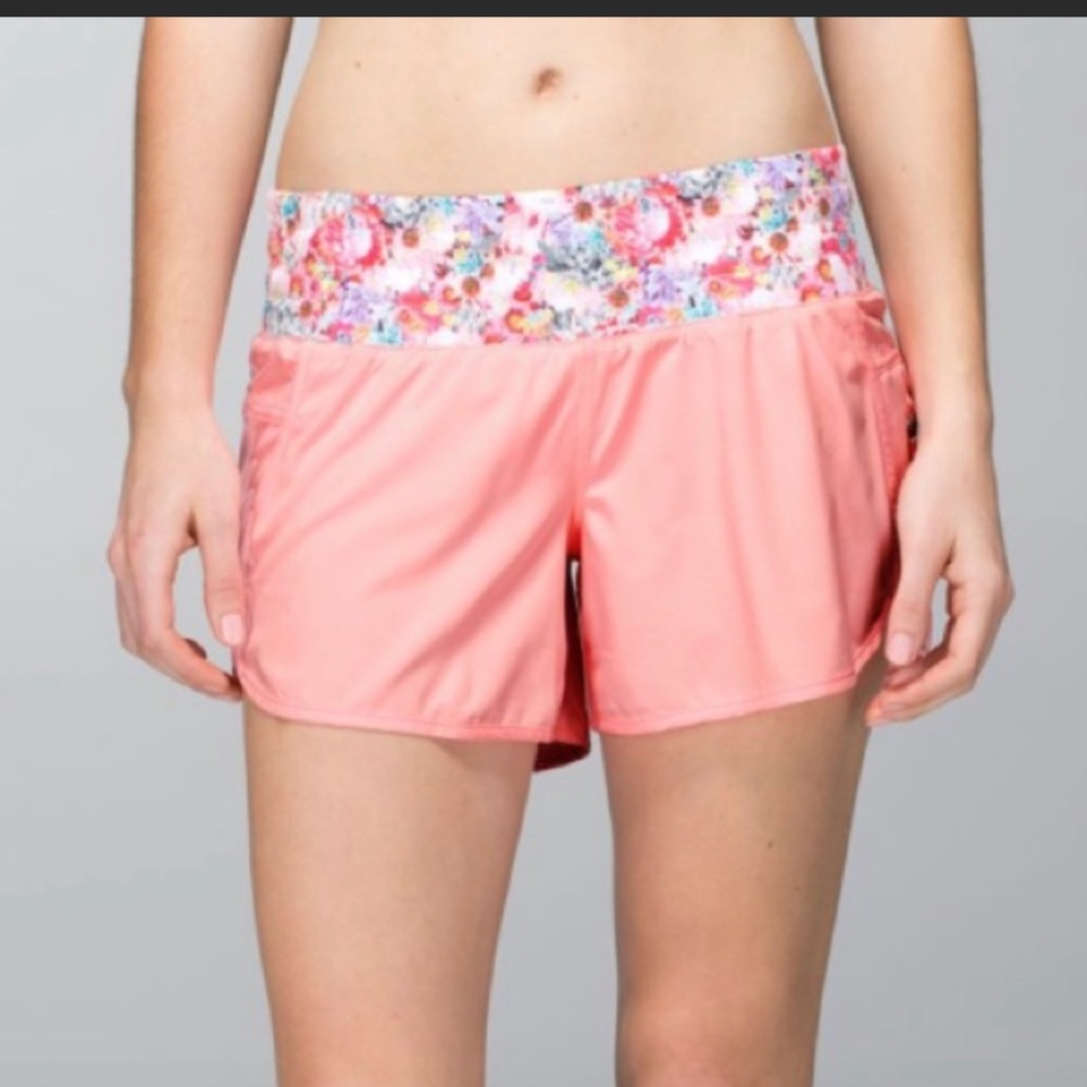Lululemon Tracker Short II Pink Flowabunga - 8